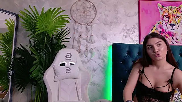 _AzzaLee_ webcam