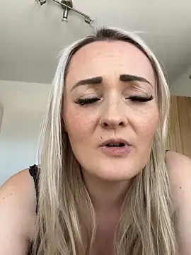 Alex-Blond webcam