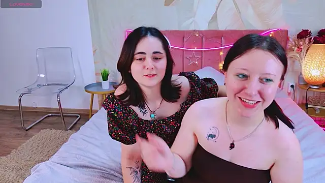 RuthHalll webcam