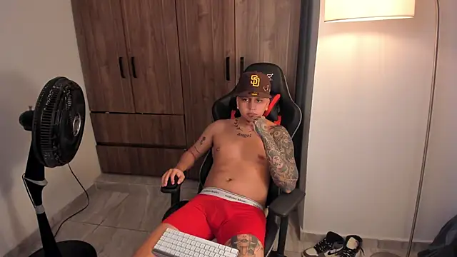 Jake_simons webcam