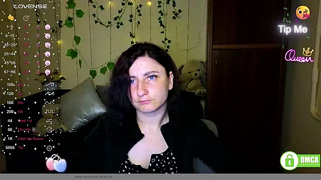 Muse_kitty_jenia live cam on StripChat