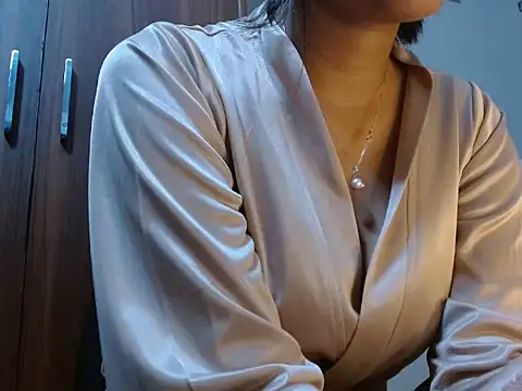 suman_night live cam on StripChat