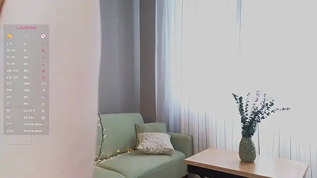 DivaCrystal_ live cam on StripChat