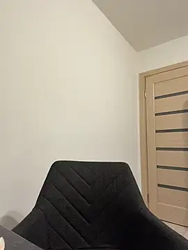 Sinnmara live cam on StripChat