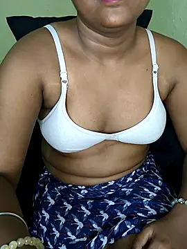 MISS_MADHURIBABY live cam on StripChat