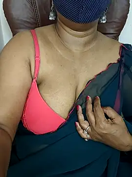 miss-lovev - MISS-LOVEV's free webcam - UK Sex Cams