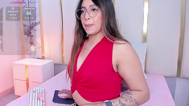 KamilaVegga webcam