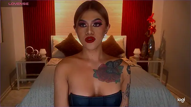 StellaStrong30 live cam