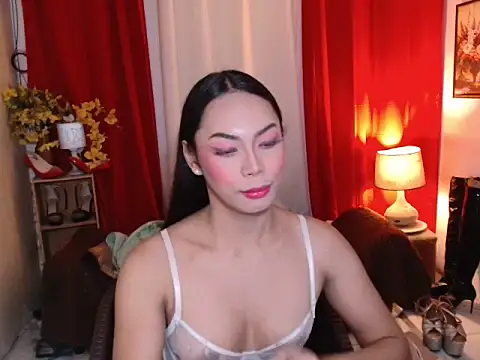 kylieEmparado webcam