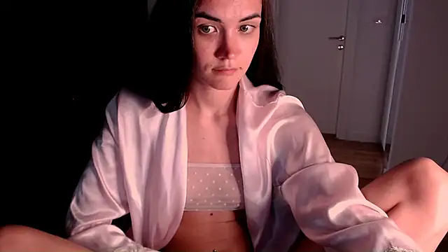 EvelynGG webcam