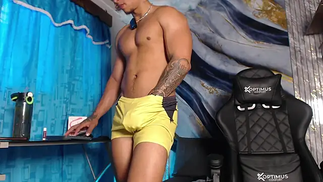 ThiagoBlaze live cam
