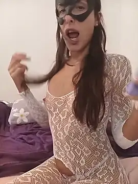 qlonagoddess - Qlonagoddess's free webcam - UK Sex Cams