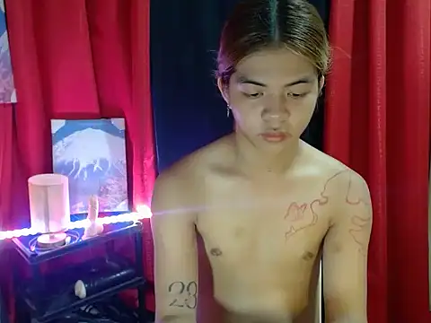InocentTsYhannaUncut webcam