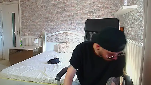 JonahShaw live cam