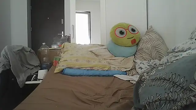 vitalik66679 live cam on StripChat