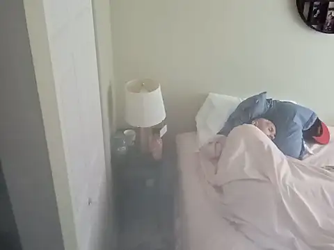 Viciouzz1 live cam on StripChat