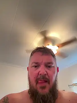 TatooedBear webcam
