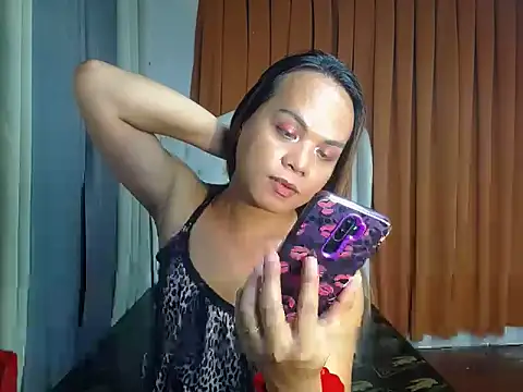 kharen_bigcock - Kharen_bigcock's free webcam - UK Sex Cams