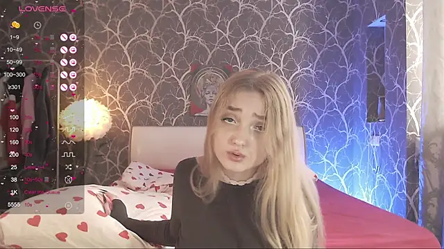 MiaMiaMeow webcam
