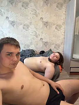 desiredude9 live cam