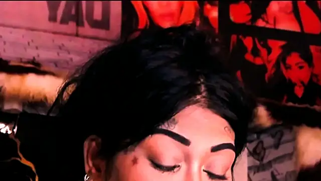 indian_dreamgirl live cam