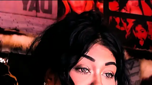 indian_dreamgirl webcam