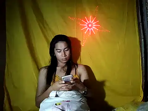 Asian_PrettyAle webcam