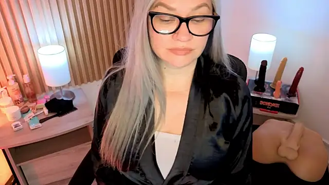 marianl0ve (F milf) - play with my tits👅🍒