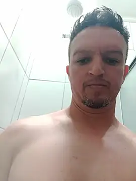 Suamulherfeliz live cam on StripChat