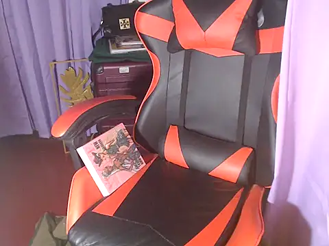 ColtishKira webcam