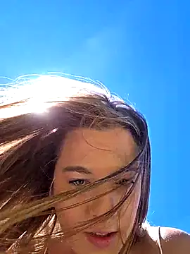 Luna_Lynn webcam