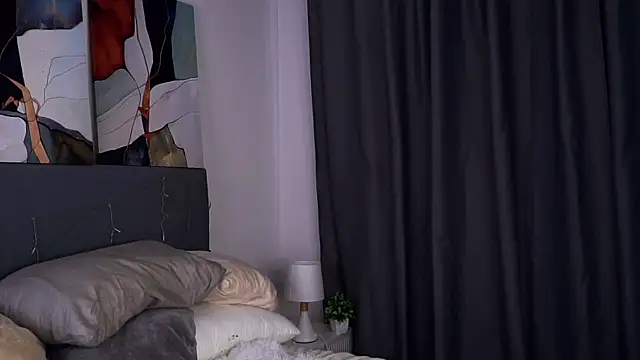 NelleMihalko webcam