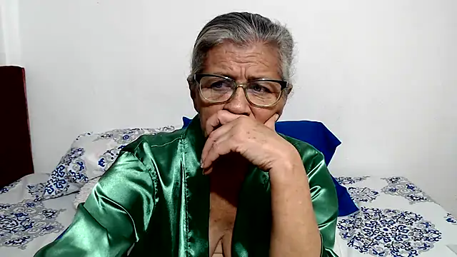 candy_mature_ live cam on StripChat
