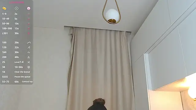 LuxeK1tt3n webcam