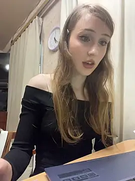 MeowyChans live sex cam