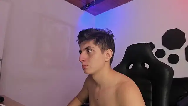 atilaepic (M twink) - god day