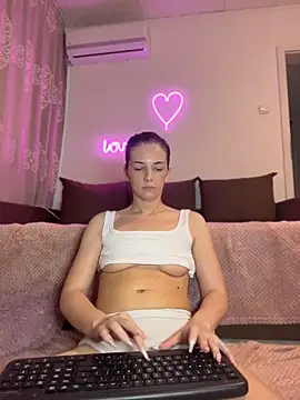 Sabrinedivinee webcam