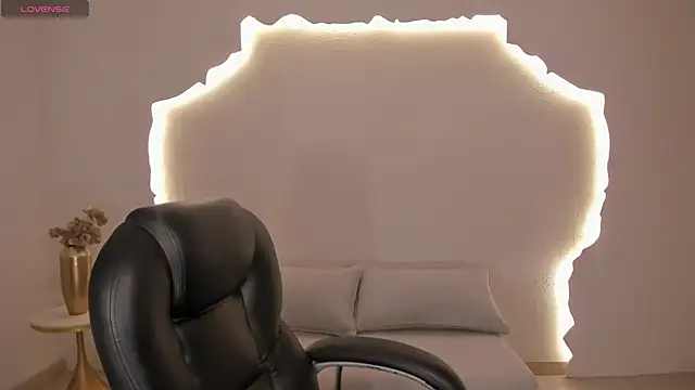 ArianaDumont webcam