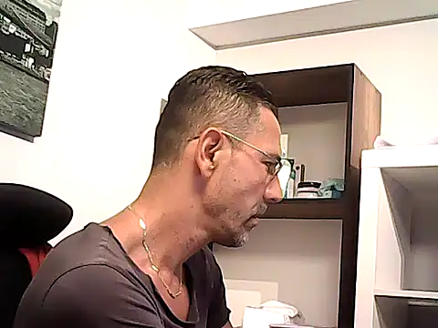 mastercharisma35 webcam