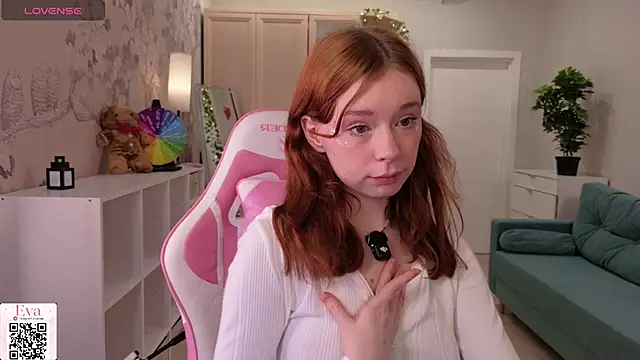 eva_aria live cam