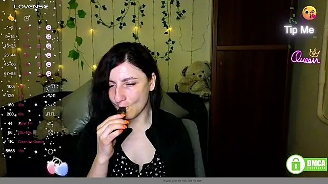 Muse_kitty_jenia webcam