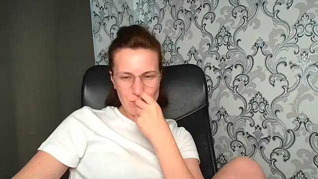 Kelly_Kisss webcam