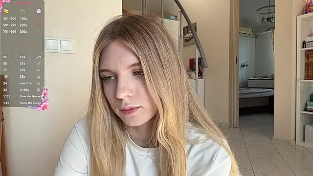 FruityXo webcam
