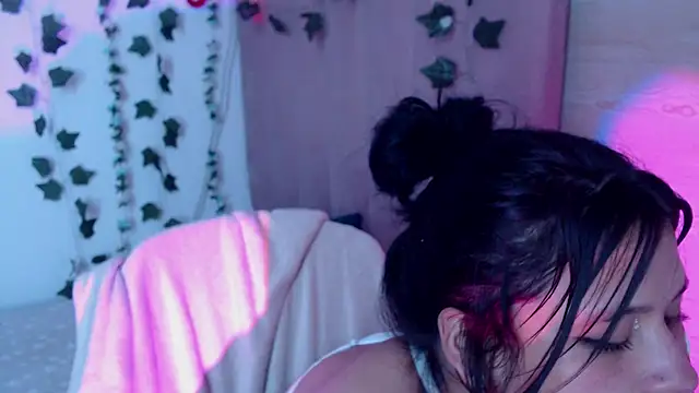 petite_coral webcam