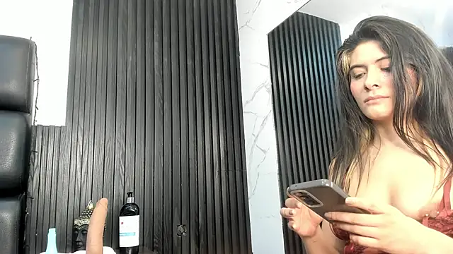 AshleyyHall webcam