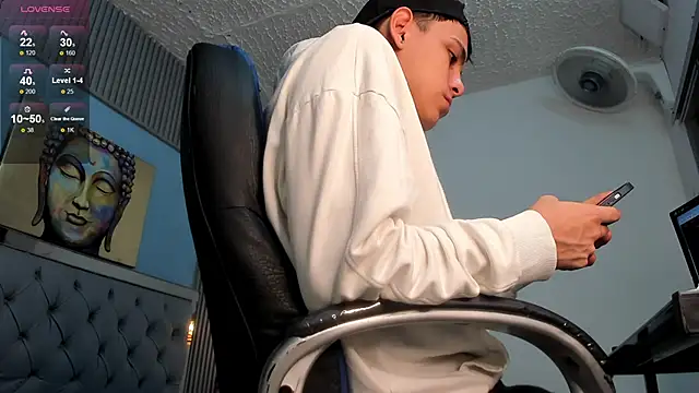 Ethanx18_ webcam