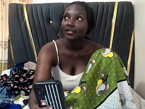 sexyleah25 webcam