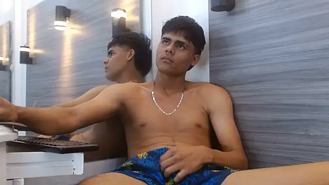 LeleHott01 webcam