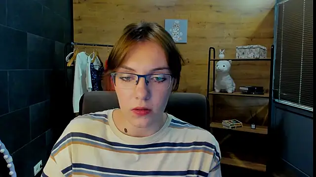 KristennMartin webcam