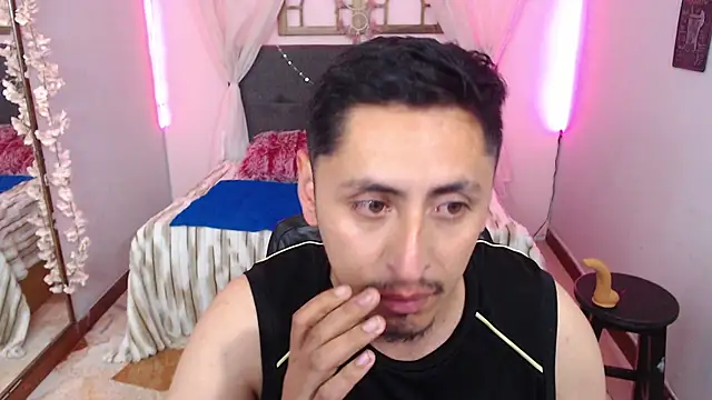 Alexx_levi webcam